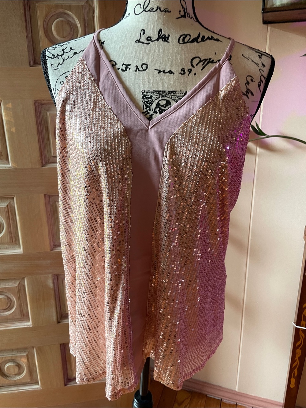 Source Unknown Blush Pink Sequin V-Neck Camisole